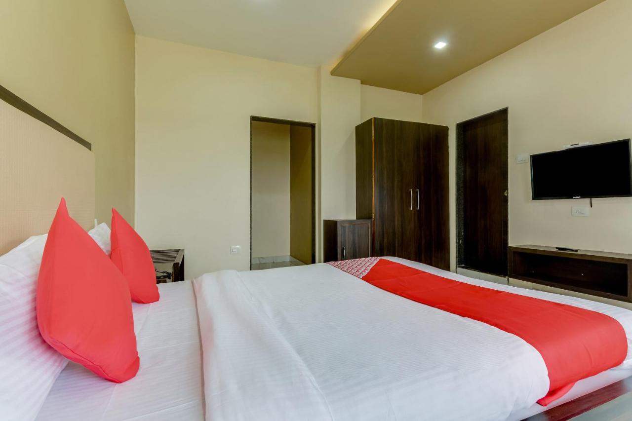 Oyo 48352 Hotel Bhagyalaxmi Kāla Eksteriør billede